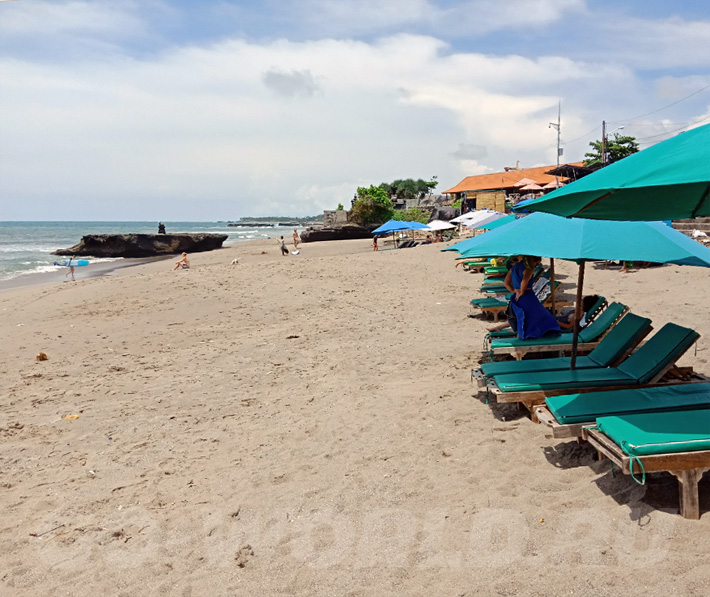Пляж Бату Болонг на Бали